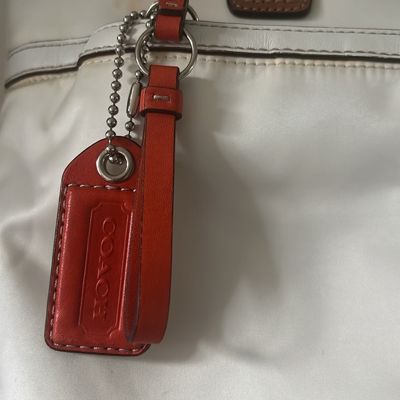 Coach White Satin Leather Details Shoulder Bag Tote Handbag Women’s - Picture 3 of 9